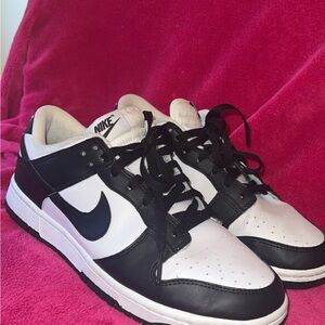 Women’s Nike dunks